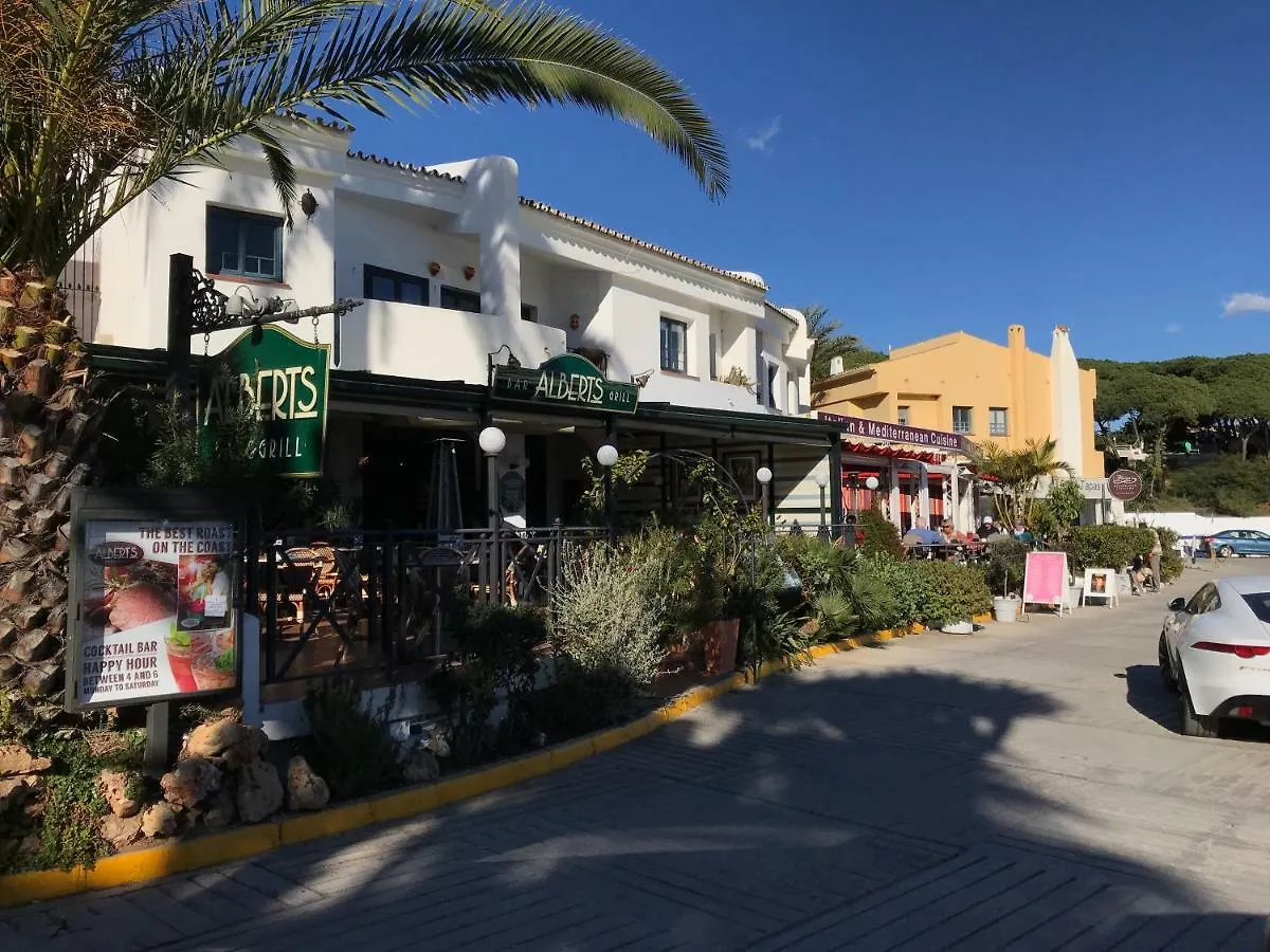 Cabopino Holiday And Golf Getaway Marbella Apartment